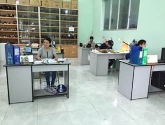 yz: Sample room.JPG